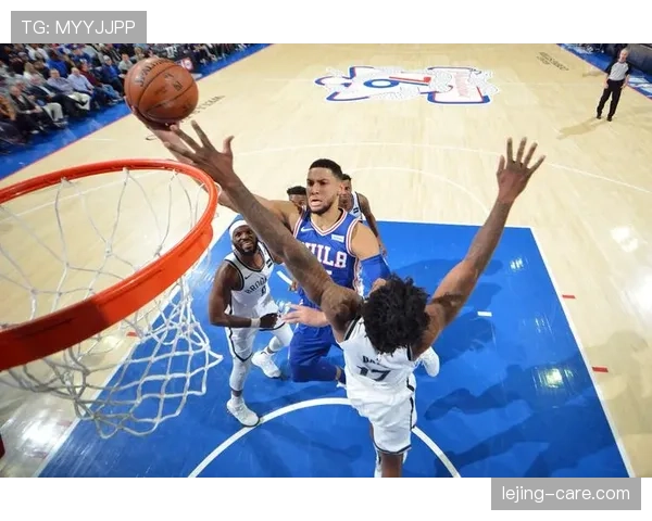 巴郎·戴维斯无球跑动提速提升篮网关键三分效率